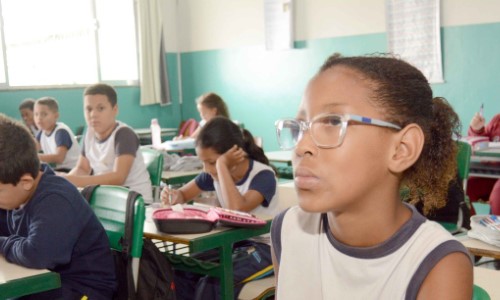BM: Fábrica de Óculos transforma vida de estudante com visão comprometida